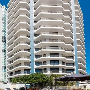 Carrington Court Main Beach