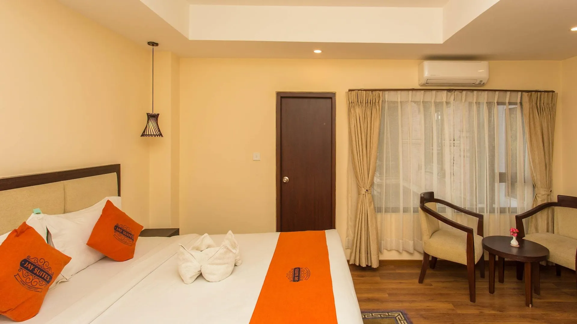 Hotel Jay Suites